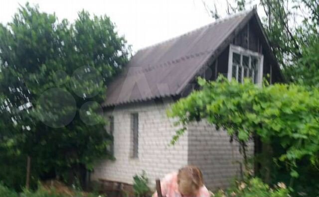 Дача 20 м² на участке 10 сот.