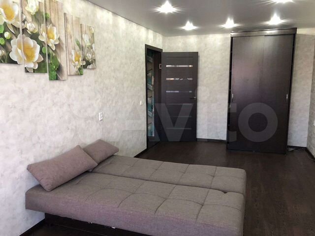 1-к. квартира, 42 м², 8/10 эт.