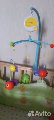 Музыкальный мобиль (карусель) фирмы 'Жирафики'