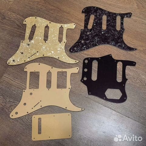 Пикгуарды/накладка для гитар Fender