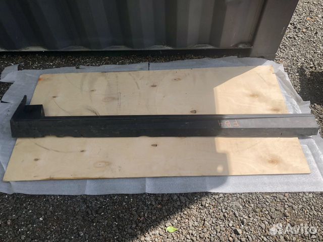 Накладка порога левая Cadillac SRX II 09-16