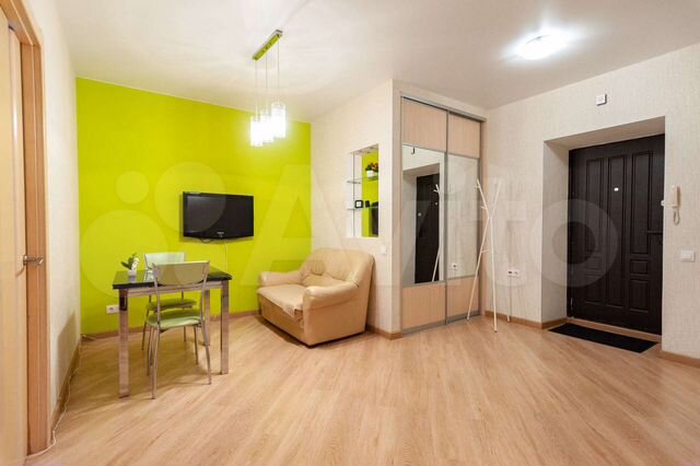 2-к. квартира, 50 м², 7/17 эт.