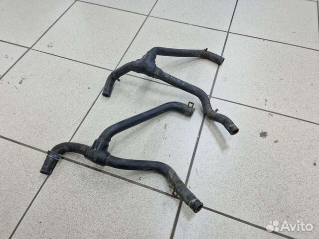 Патрубок охлаждения VW Golf 3, Vento 1H0121109B/L