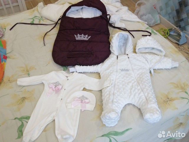 Комплект на выписку для девочки весна-осень