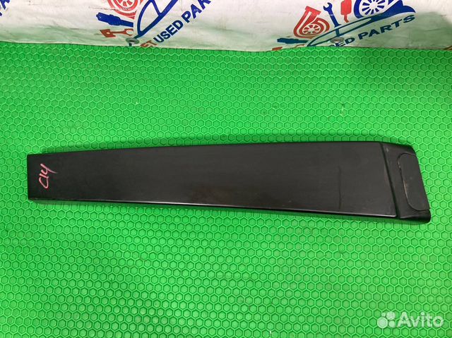 Накладка стойки внешняя левая Volkswagen Touareg