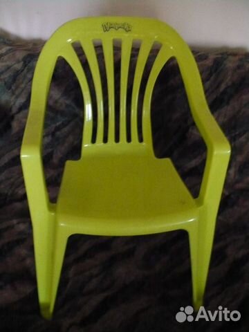 Детский стульчик со спинкой пластиковый