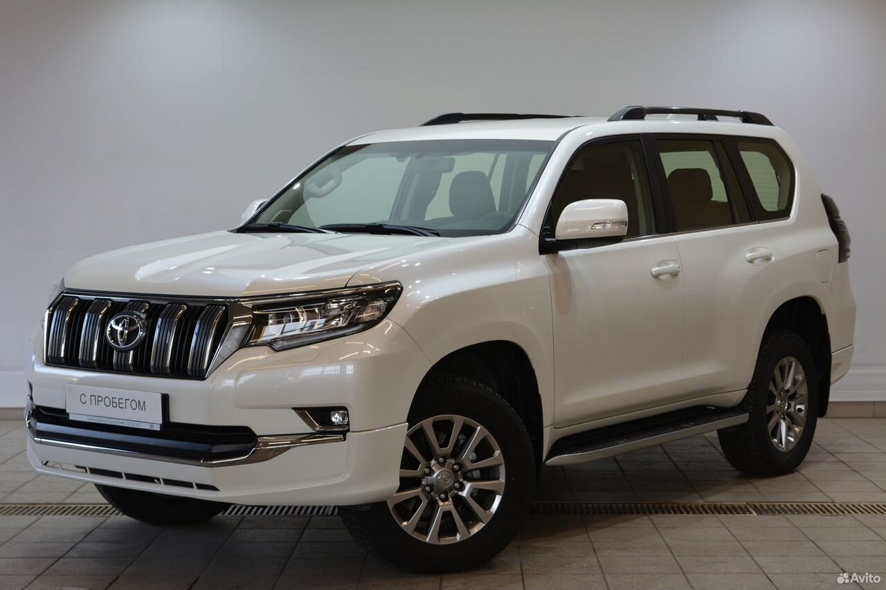 toyota land cruiser prado 2022 интерьер