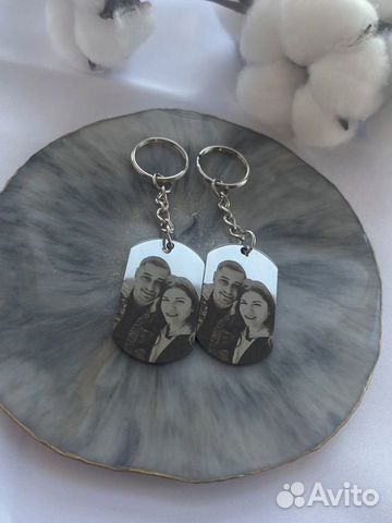 Брелок с гравировкой фото