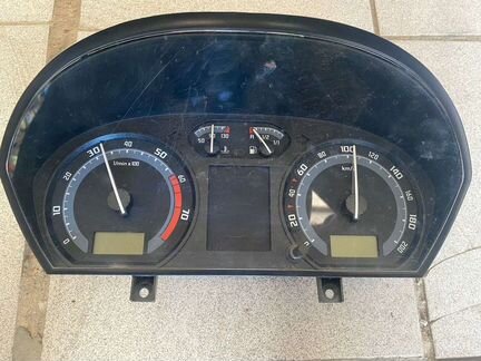 Щиток приборов skoda fabia 1 2007 г.в
