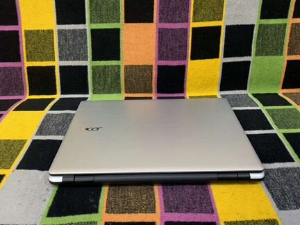 Ноутбук Acer Aspire V3-572G