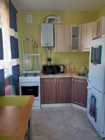 1-к. квартира, 30 м², 4/4 эт.