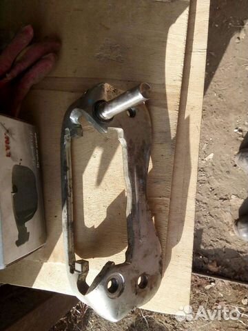 Скоба суппорта Toyota