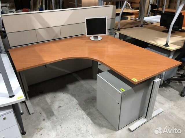 Стол эргономичный с регулировкой высоты