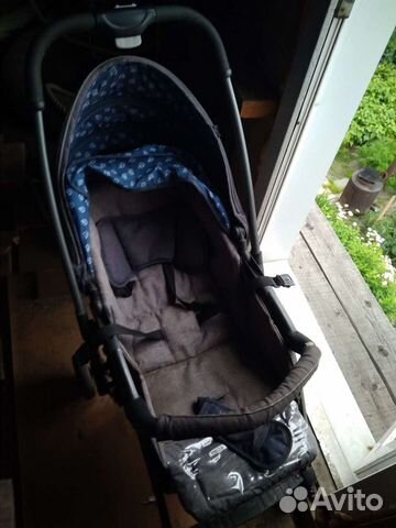 Прогулочная коляска