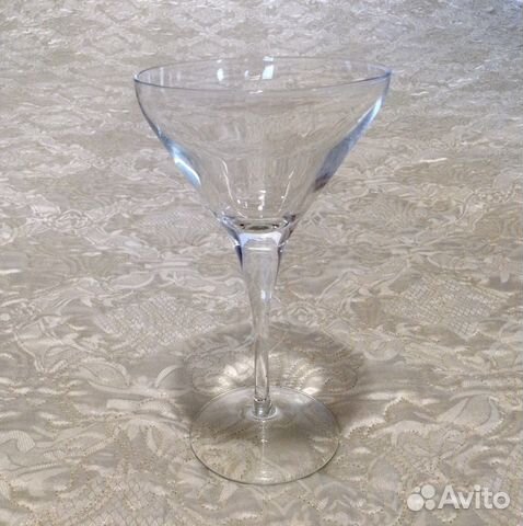 Новый красивый бокал