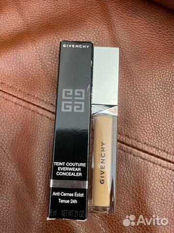 Тональный корректор givenchy