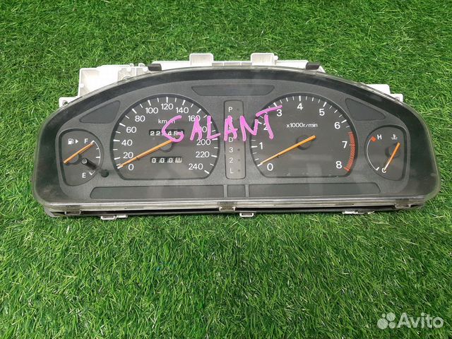 В наличии: Панель приборов Mitsubishi Galant 8