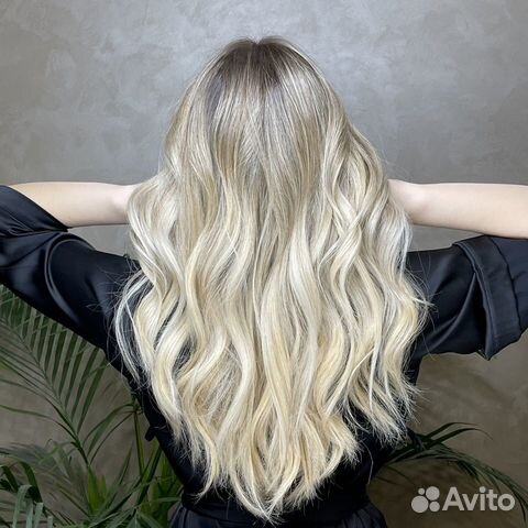 Модель на окрашивание волос, укладку