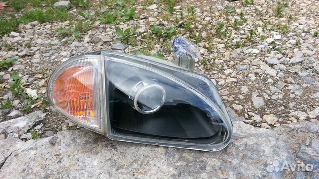 Линзы и стекла фар Honda Del Sol