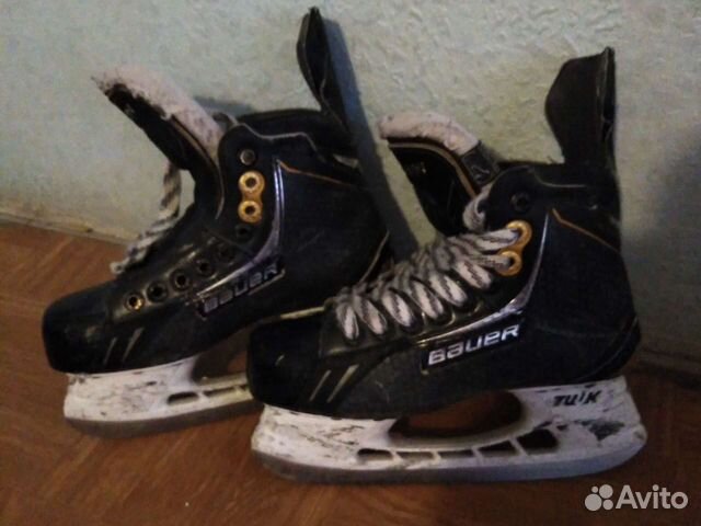 Хоккейные коньки bauer