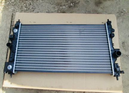 Радиатор chevrolet cruze Автомат