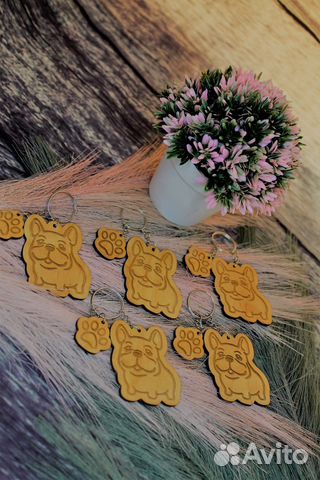 Брелоки из дерева