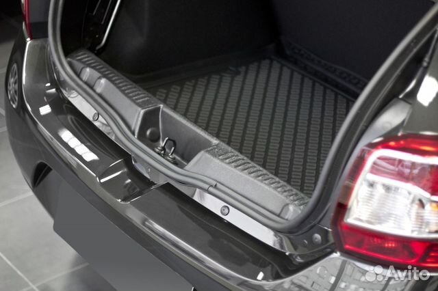 Накладка на багажник Renault Sandero 2 (14+) RA