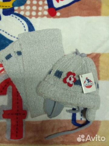Новый комплект (шапка и шарф) для девочки (Польша)