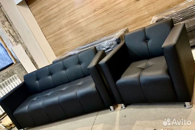 Мини угловой диван в офис