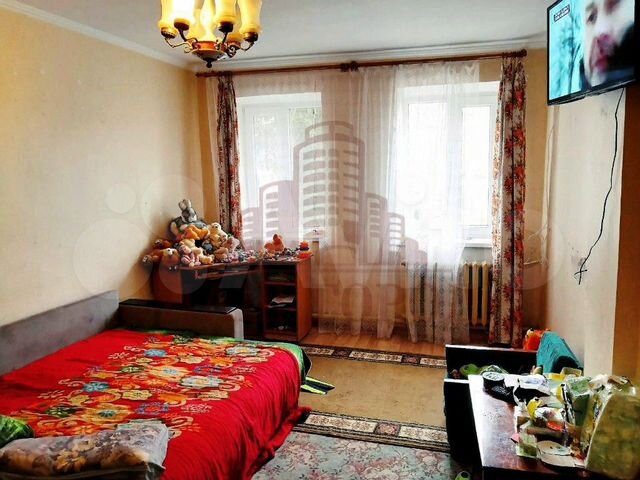 3-к. квартира, 73 м², 1/2 эт.