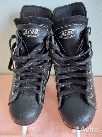 Коньки хоккейные