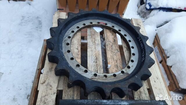 Звездочка Hyundai R360LC-7