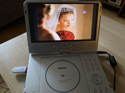 Плеер для путешествий (DVD/CD, флешки и т.д.)