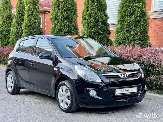 Hyundai i20 1.4 AT, 2010, 68 000 км