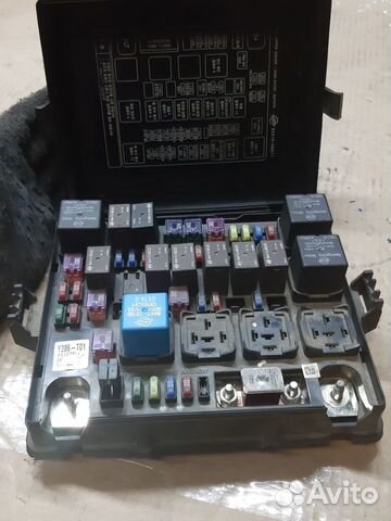 Блок предохранителей в сборе ssangyong rexton