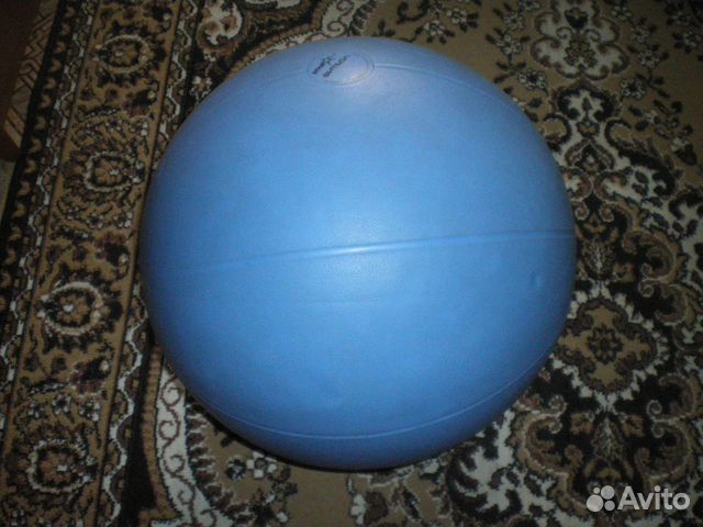 Мячь гимнастический