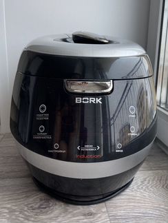 Мультиварка bork u702