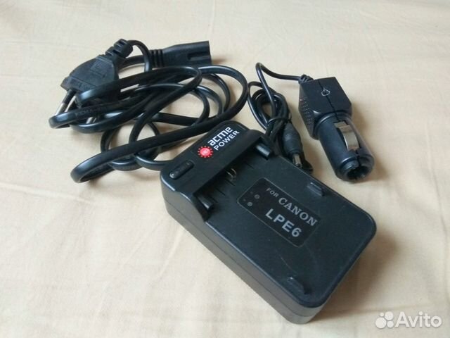 Зарядное устройство CH-P1640 для батарей LP-E6