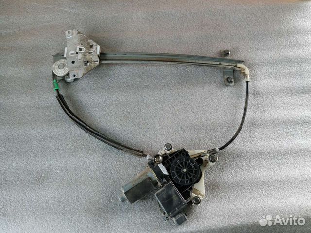 Электростеклоподъемник Митсубиси Каризма