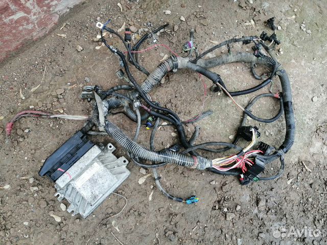 Блок управления двигателем эбу Renault Logan/Лога