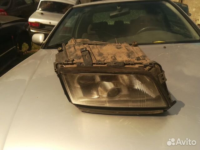 Фара правая audi A8 D2