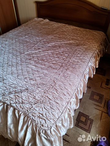 Покрывало на кровать бежевое