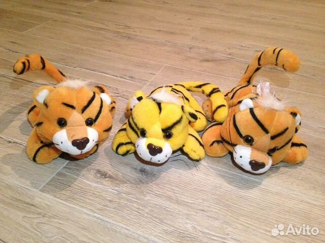 Игрушка тигренок хохочет и кувыркается