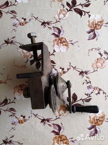 Выпрямитель(выравниватель) для крышек