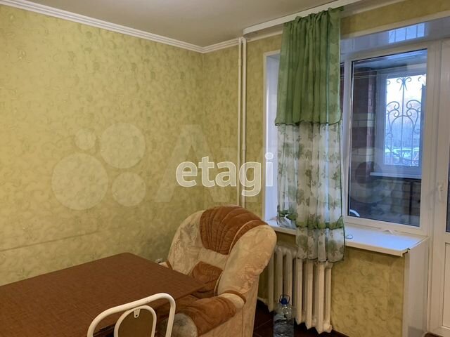 2-к. квартира, 80 м², 1/5 эт.