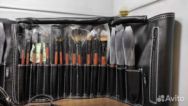 Кисти для макияжа новые