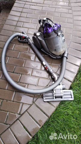 Пылесос Dyson v15