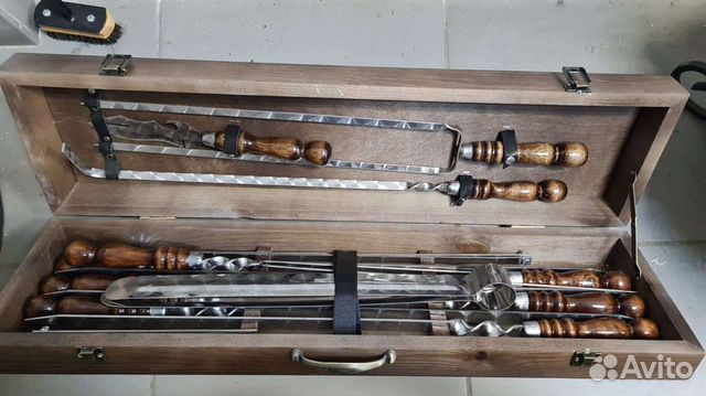 Набор шампуров в деревянном кейсе