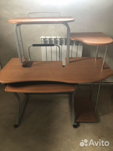 Компьютерный стол