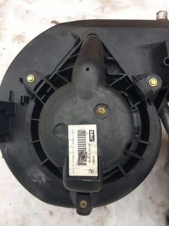 Моторчик печки Пежо 607